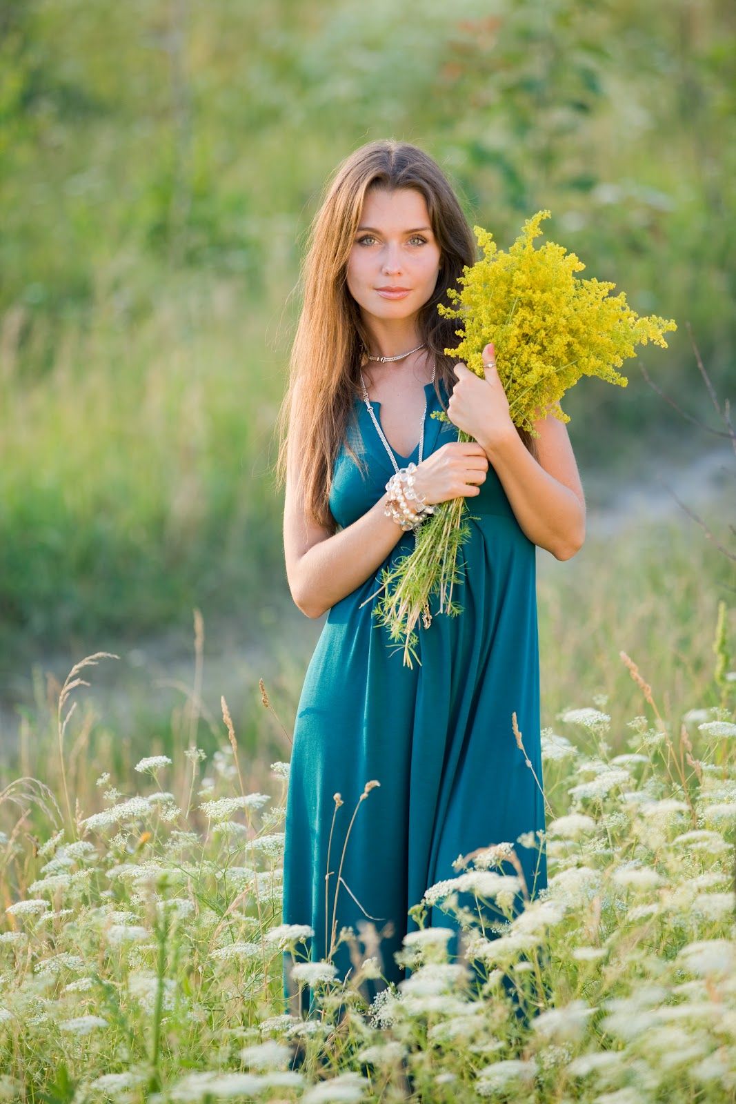 Slavic women in Bansi