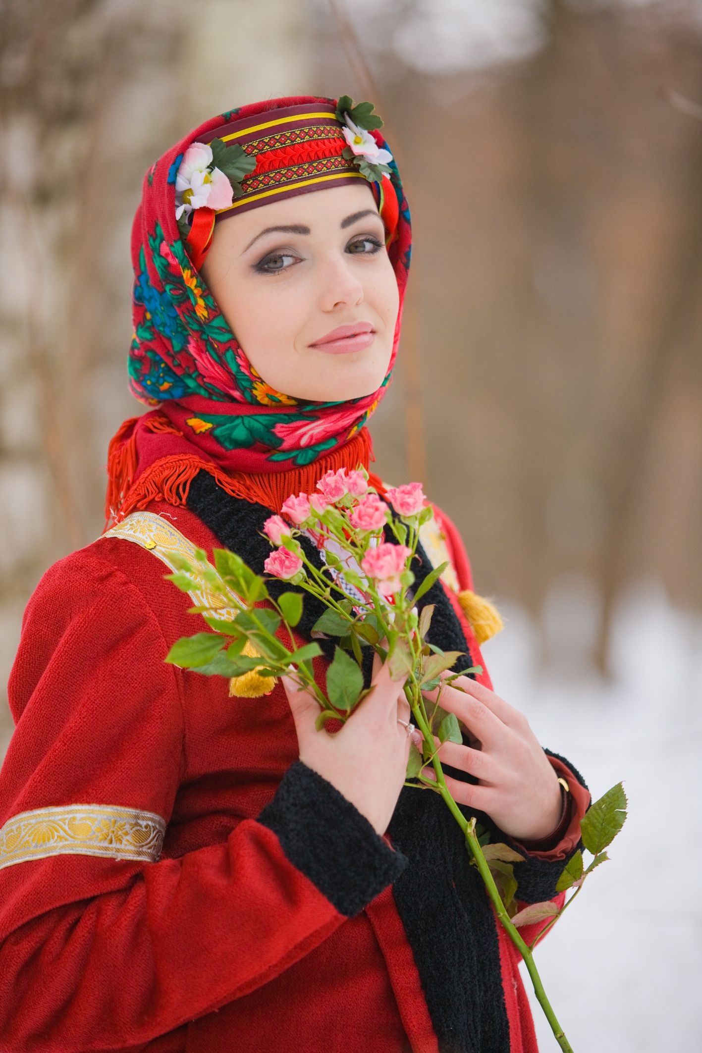 Sexy girl Girls in Slavic costumes in Bansi